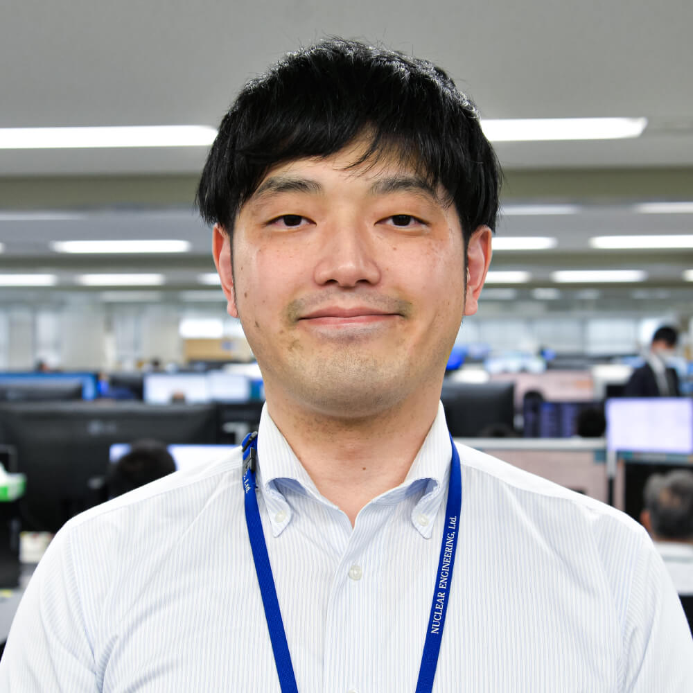 解析サービス本部 システム技術グループ O.Mさん