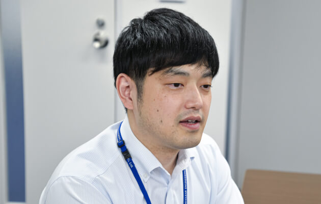 解析サービス本部システム技術グループ